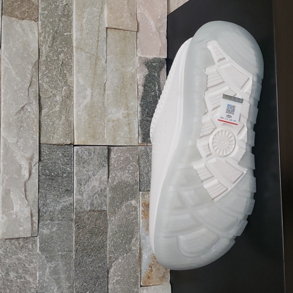 UGG Men's Tasman Sport Shoes - Picture 7 of 7